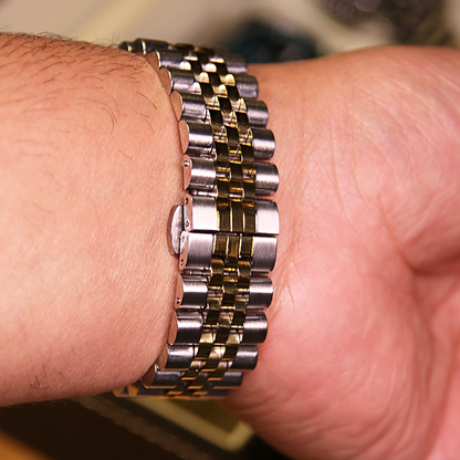 Men’s Two‑Tone Silver Watch – Goldstar Fluted Bezel Steel Bracelet