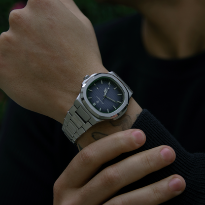 Men’s Silver Watch – Prestige Steel Bracelet Date Display